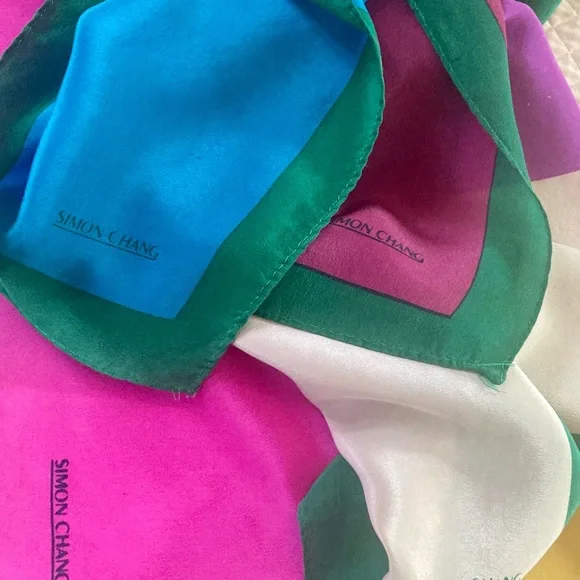 SIMON CHANG vintage silk scarf. Abstract and colourful - Picture 3 of 7